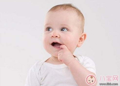 寶寶流口水是怎么回事 寶寶流口水嚴重怎么辦(寶寶可能生病了)