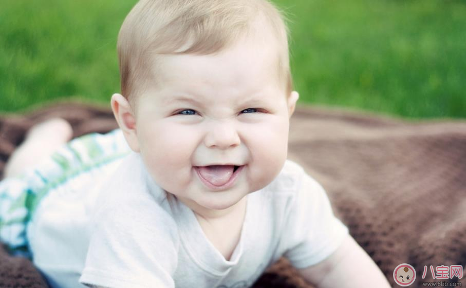 寶寶吃米糊天天放屁 孩子應(yīng)該如何吃米糊