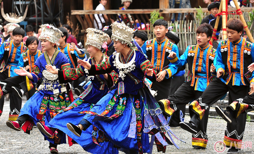 田亮森碟現(xiàn)身機場出行游玩 一家人出行需要準備什么 田亮森碟現(xiàn)身機場出行游玩 一家人出行需要準備什么