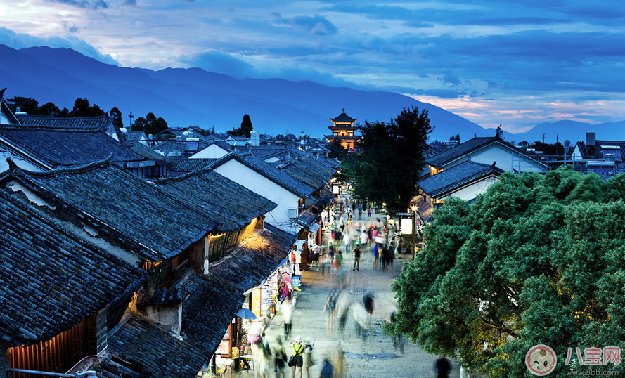 田亮森碟現(xiàn)身機場出行游玩 一家人出行需要準備什么 田亮森碟現(xiàn)身機場出行游玩 一家人出行需要準備什么