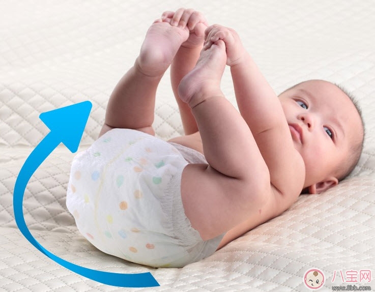 夏天用紙尿褲好還是用尿布好 尿布和紙尿褲哪個好