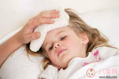 三伏天寶寶脫水熱怎么辦 新生兒如何預(yù)防脫水熱