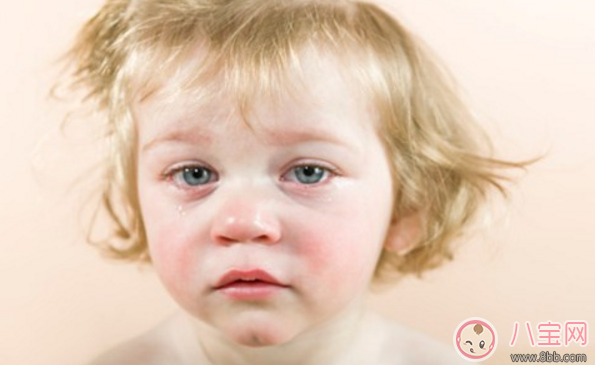寶寶長痱子怎么辦 給寶寶去痱子的方法有哪些 寶寶長痱子怎么辦 給寶寶去痱子的方法有哪些