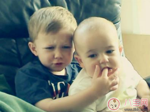 1歲寶寶愛咬人怎么辦 寶寶咬人有什么解決方法