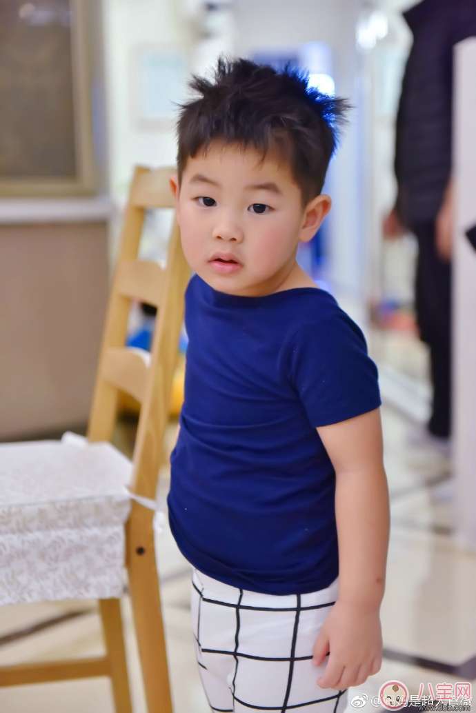 早起困難戶小魚兒 喚醒睡不醒寶寶有方法