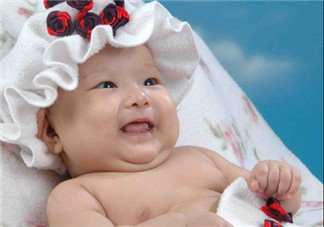 寶寶脹氣吐奶的原因 家長(zhǎng)須知的注意事項(xiàng)