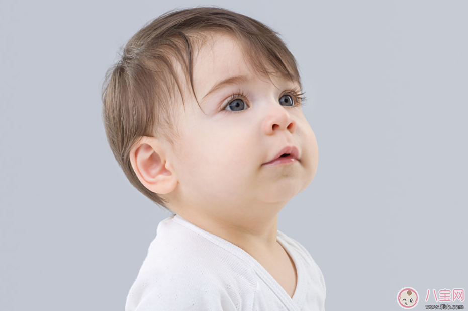 寶寶奶瓶選擇容量不需選最大 奶嘴孔型選擇大有學(xué)問