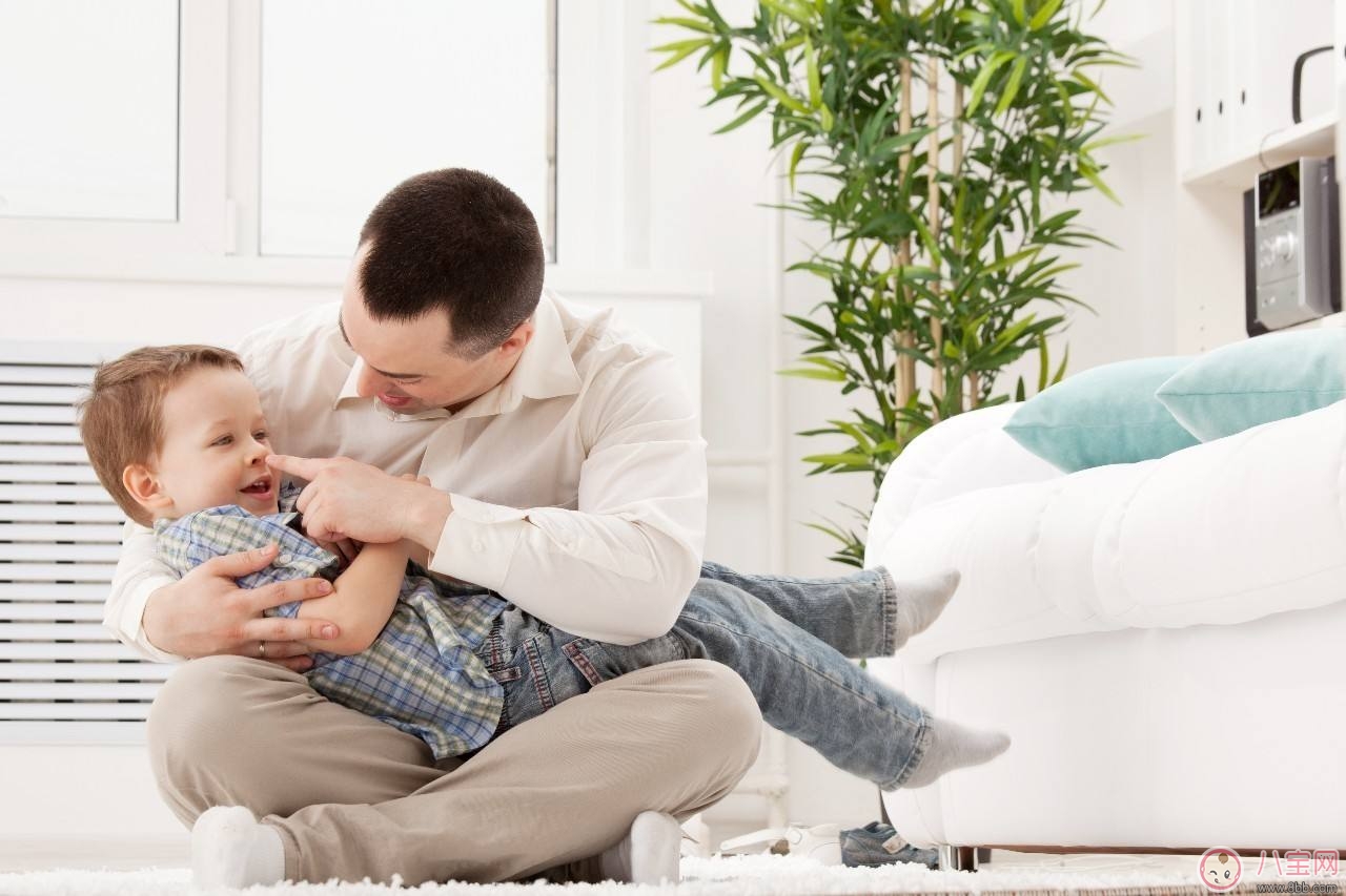 孫儷管教孩子首先與孩子交流 如何正確的傾聽孩子的聲音