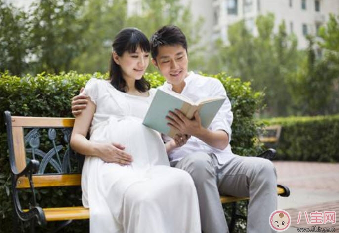 適合爸爸讀的胎教故事 準(zhǔn)爸爸胎教的方式有哪些