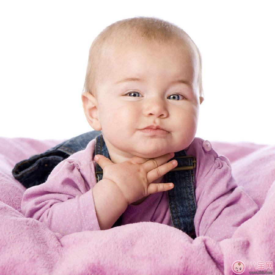 小心孩子吞入的10大“窒息異物” 如何應(yīng)對(duì)寶寶吞入異物