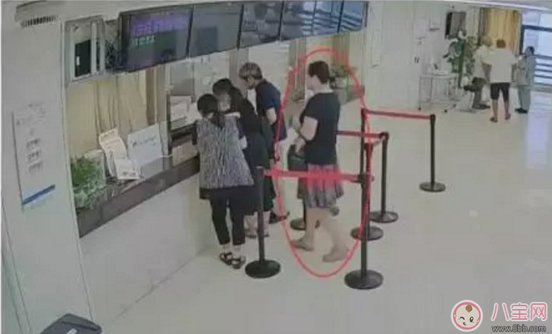 家長(zhǎng)帶孩子出行如何防騙 家長(zhǎng)帶孩子出門注意事項(xiàng)