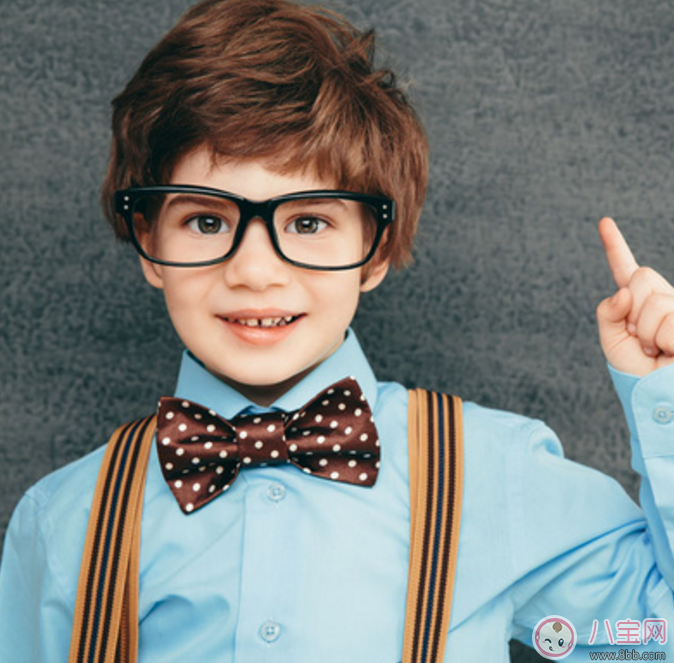 開學(xué)季來臨 如何預(yù)防孩子近視 開學(xué)季來臨 如何預(yù)防孩子近視