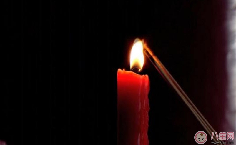 鬼月適合廟里燒香嗎 鬼月燒香注意事項有哪些