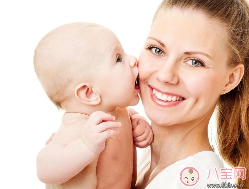 為啥孩子回家都會先找媽媽！答案好暖