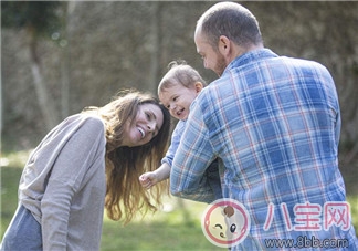 包文婧真實(shí)不做作 寶寶更愛(ài)的是真實(shí)的父母