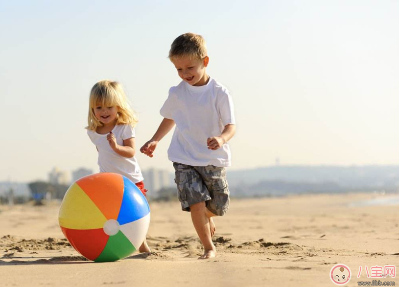 上學(xué)后就不愿意和別人交流 孩子社交能力差如何培養(yǎng) 上學(xué)后就不愿意和別人交流 孩子社交能力差如何培養(yǎng)