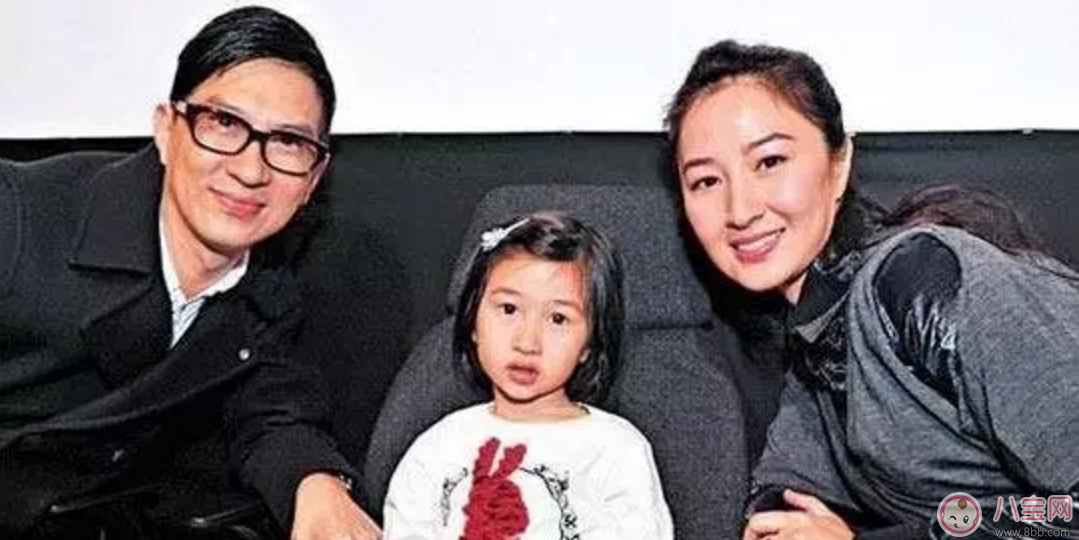 靳東赴港陪愛妻生二胎 還有那些全程陪產(chǎn)的星爸【準(zhǔn)爸陪產(chǎn)十大準(zhǔn)備】