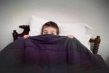 孩子怕黑怕怪物 不讓關(guān)燈睡覺......怎么辦？