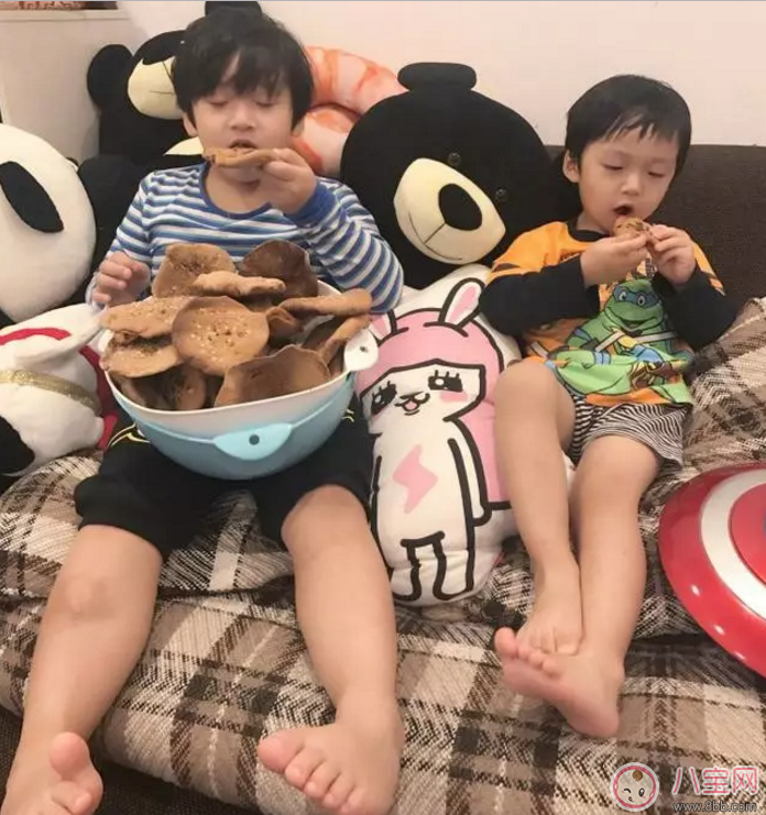 軒軒換新發(fā)型顏值猛升 寶寶頭發(fā)如何護理