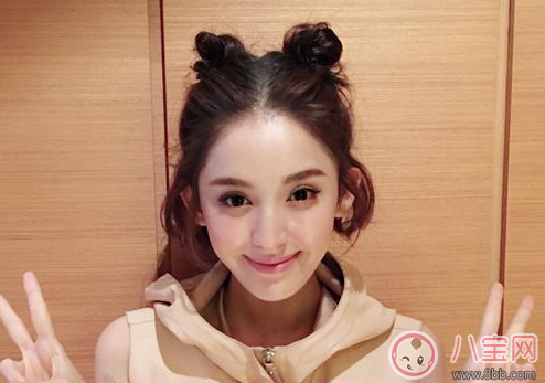 包文婧女兒餃子梳超可愛哪吒頭 超可愛哪吒頭怎么扎