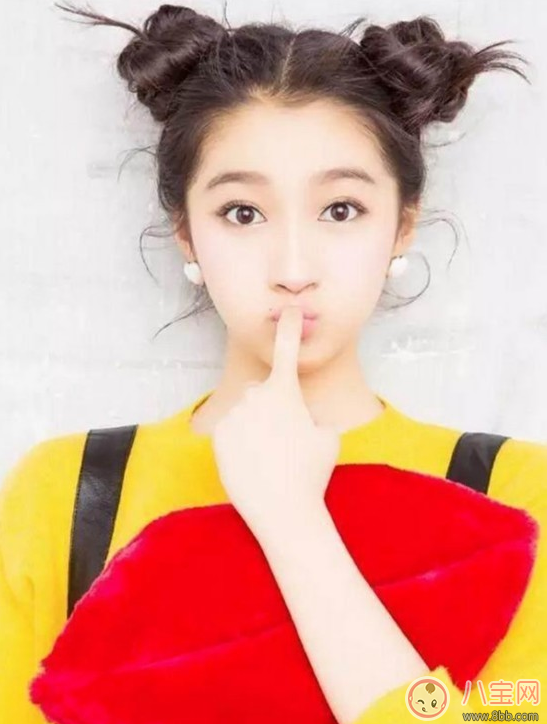 包文婧女兒餃子梳超可愛哪吒頭 超可愛哪吒頭怎么扎