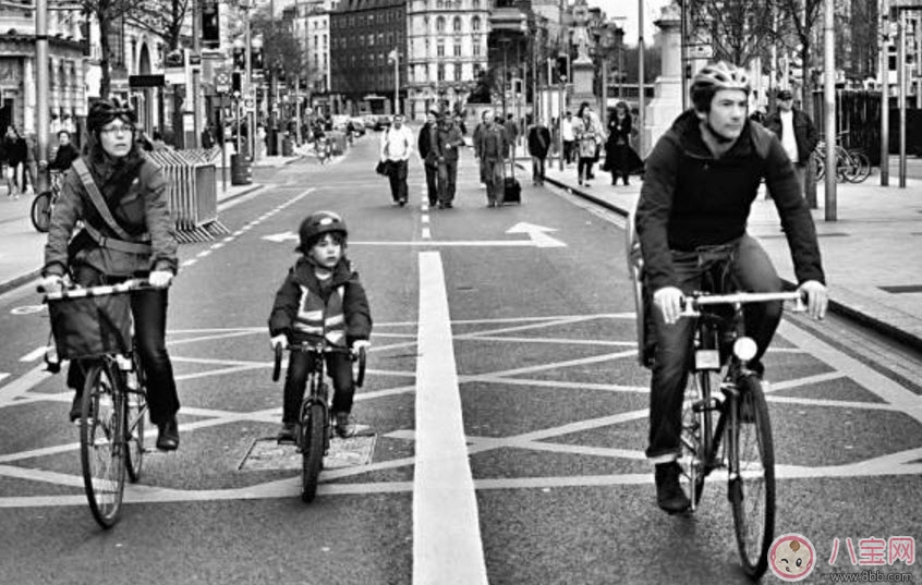為什么要帶孩子去旅行呢 帶孩子出游有什么好處 為什么要帶孩子去旅行呢 帶孩子出游有什么好處