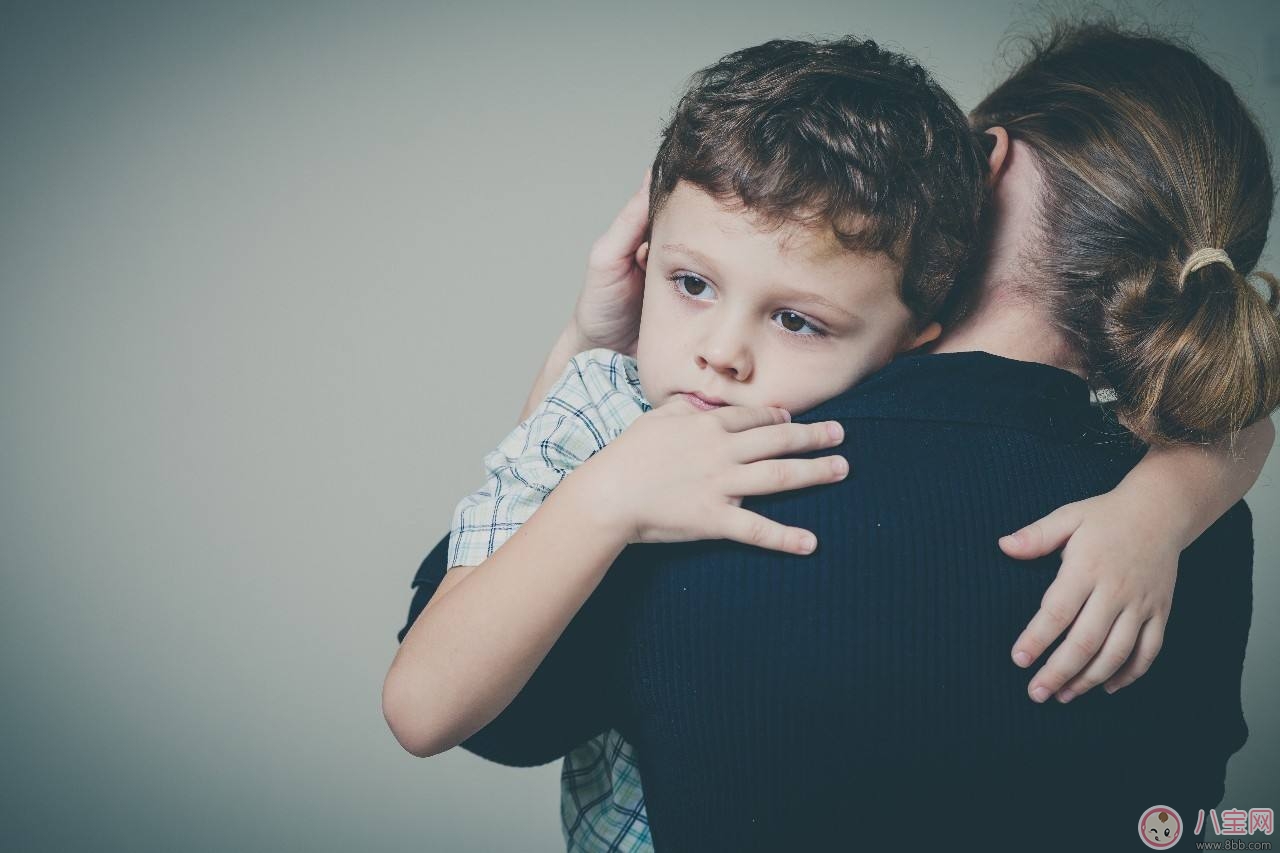 如何看待過度教養(yǎng) 過度教養(yǎng)的影響 如何看待過度教養(yǎng) 過度教養(yǎng)的影響