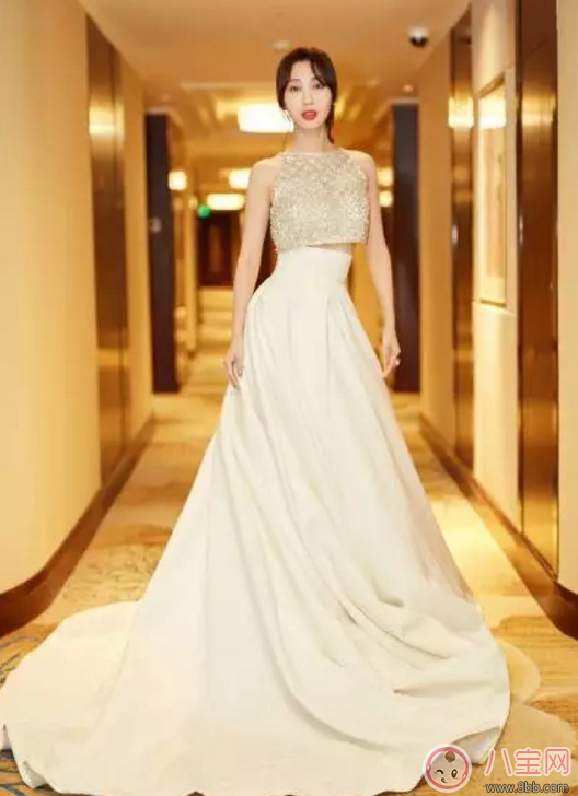 李菲兒柯基臀成最新身材標(biāo)準(zhǔn) 如何擁有柯基臀