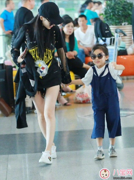 甜馨穿衣越來越美 如何給寶寶選購衣服