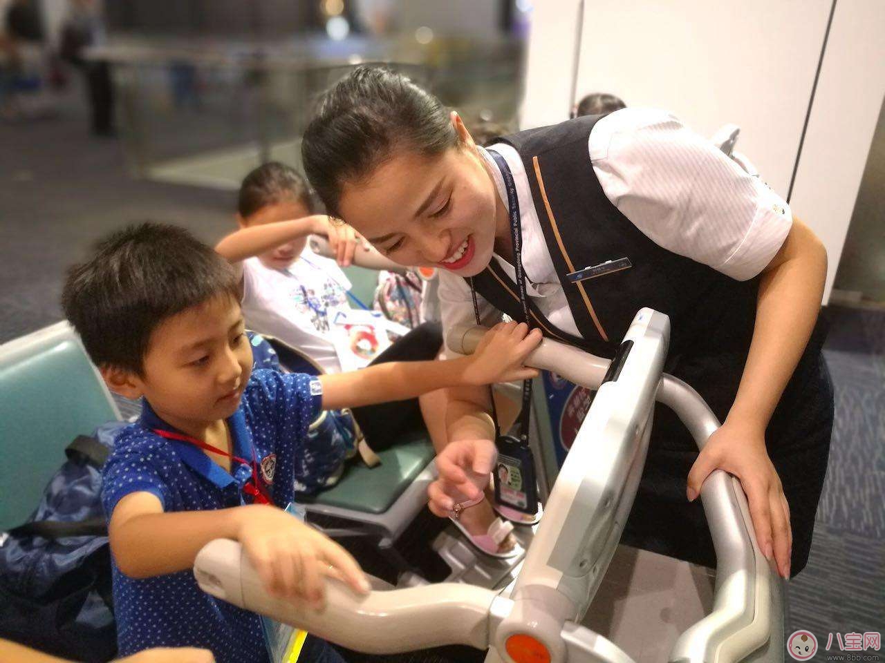 2017七夕節(jié)帶著孩子搭飛機怎么辦  帶孩子搭飛機應(yīng)該怎么做