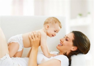 孩子太黏人怎么應(yīng)付 過(guò)分依賴(lài)父母的孩子怎么培養(yǎng)