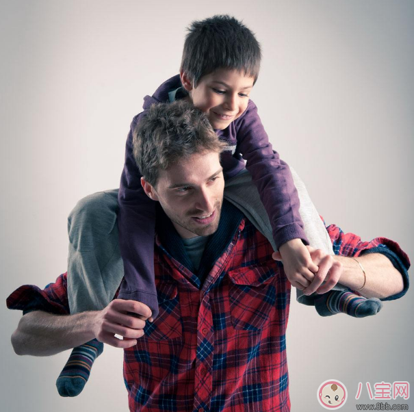 寶寶不喜歡爸爸是因?yàn)檫@些原因 傷孩子最深的7種爸爸