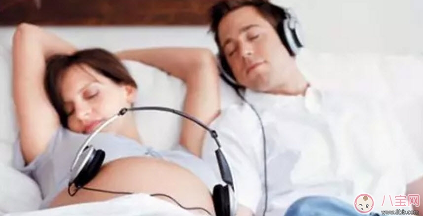 孕婦聽音樂用音響還是耳機(jī) 孕婦聽音樂注意事項(xiàng) 孕婦聽音樂用音響還是耳機(jī) 孕婦聽音樂注意事項(xiàng)