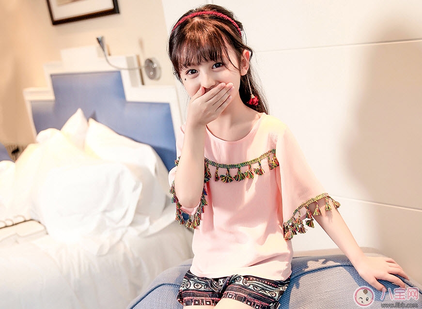 裴佳欣在哪家淘寶店做模特 裴佳欣淘寶童裝店店名 裴佳欣在哪家淘寶店做模特 裴佳欣淘寶童裝店店名