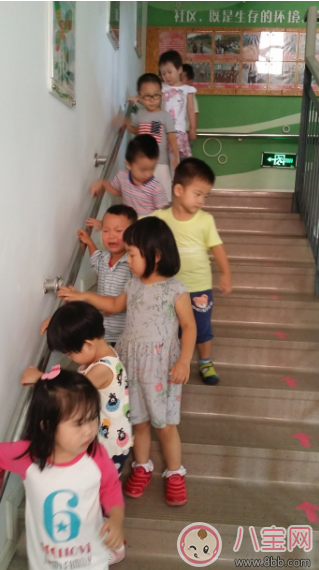 早教和幼兒園哪個好 有必要送孩子去幼兒園嗎 早教和幼兒園哪個好 有必要送孩子去幼兒園嗎