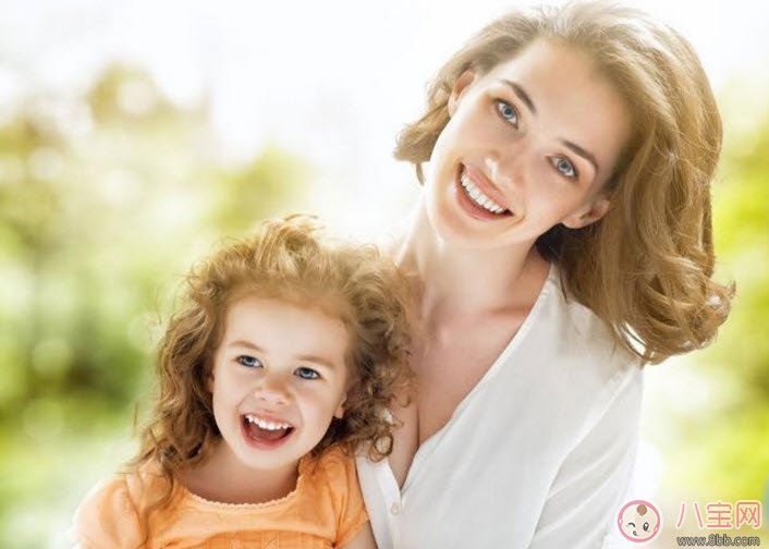 女孩富養(yǎng)的真正含義 女孩富養(yǎng)與窮養(yǎng)的區(qū)別