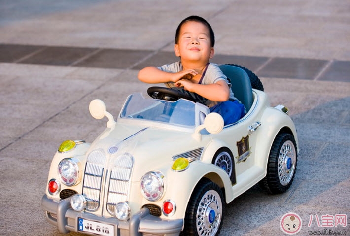 適合男孩子玩的玩具車(chē) 男孩子喜歡的玩具車(chē)大全