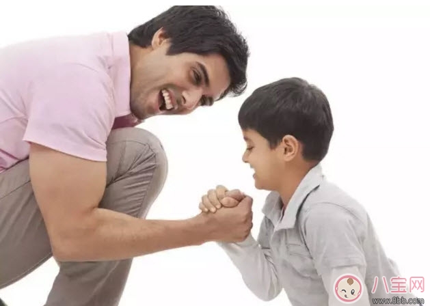 孩子害羞膽小怎么辦 膽小的孩子該如何教育(5句話鼓勵孩子) 孩子害羞膽小怎么辦 膽小的孩子該如何教育(5句話鼓勵孩子)