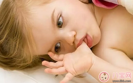 不良習(xí)慣危害大 如何警惕寶寶的不良習(xí)慣 不良習(xí)慣危害大 如何警惕寶寶的不良習(xí)慣