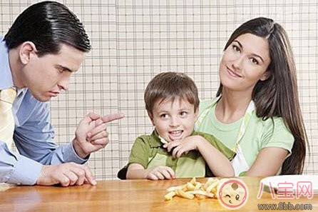 國外最受歡迎的室內(nèi)親子游戲 玩親子游戲的六大誤區(qū) 國外最受歡迎的室內(nèi)親子游戲 玩親子游戲的六大誤區(qū)