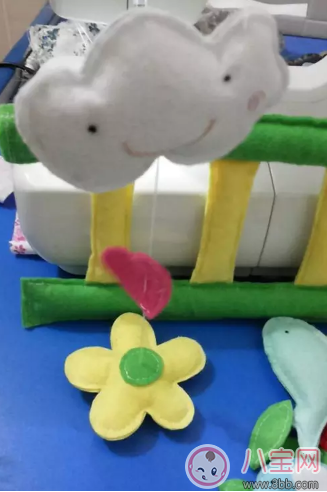 嬰兒床鈴益處多 用心的手工嬰兒床鈴