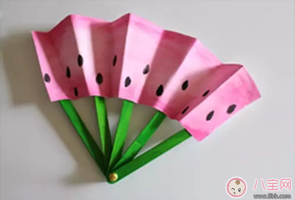 小小冰棍棒大用處 自制玩具來解暑