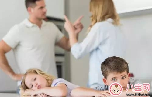 父母經(jīng)常吵架的家庭 對(duì)孩子的性格影響 父母經(jīng)常吵架的家庭 對(duì)孩子的性格影響