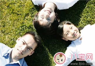 父母經(jīng)常吵架的家庭 對(duì)孩子的性格影響 父母經(jīng)常吵架的家庭 對(duì)孩子的性格影響