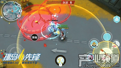 蹲在草叢里，突然以火焰槍配合延時炸彈，傷害爆炸輸出