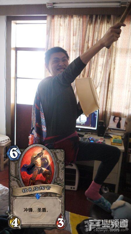 網(wǎng)友想剃個王者榮耀李白發(fā)型結(jié)果他哭了！玩家搞笑模仿游戲角色