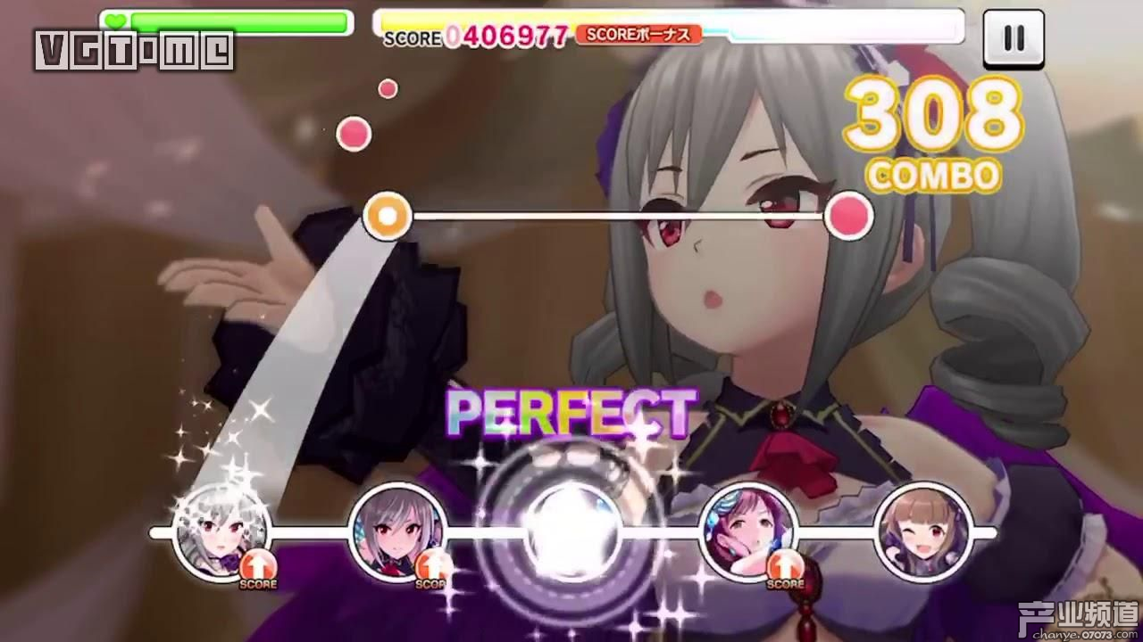 玩好這類音游更重要的是反應(yīng)速度(和不被后面演出干擾的定力)