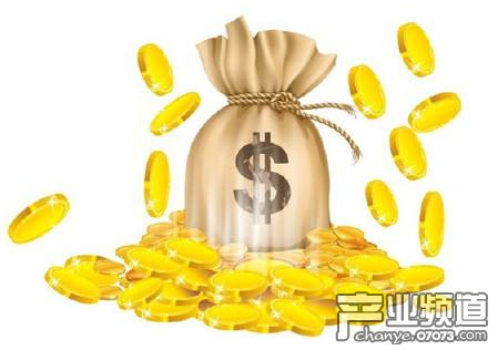 每天提前上班卻因擅自加班被開除為啥？