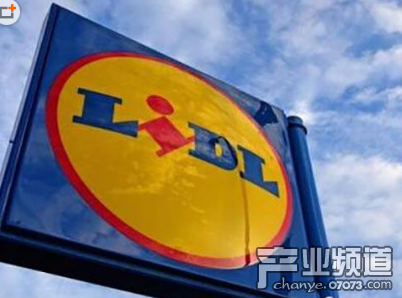 每天提前上班卻因擅自加班被開除為啥？