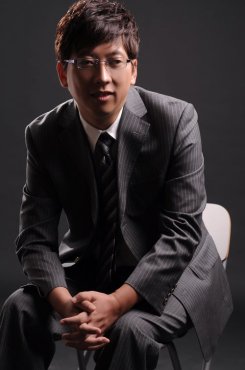 專訪,夢工廠,CEO裘新,俠義世界